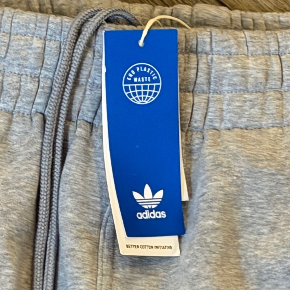 adidas Originals Adicolor Essentials Fleece Joggers Grey Sweatpants HF7473 NWT L - Picture 2 of 5